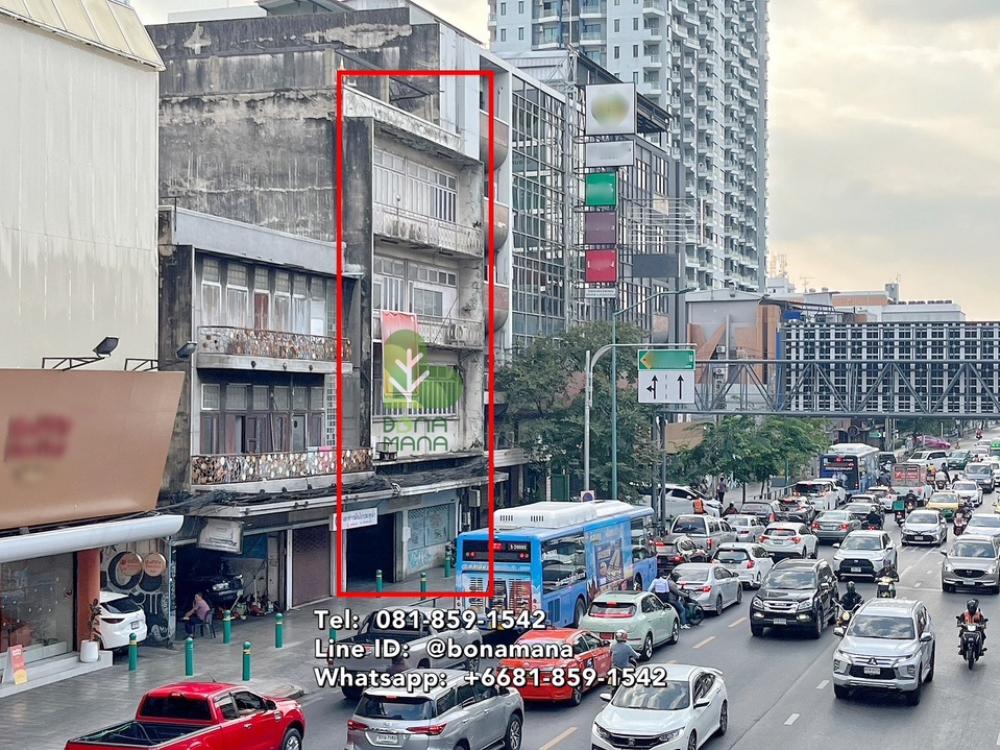 For SaleLandRatchathewi,Phayathai : Land for sale with commercial building, Ratchathewi.  Next to the main Phetchaburi Road (BTS Ratchathewi 500m)