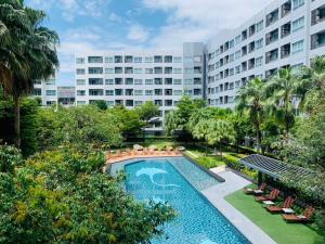 ขายคอนโดอ่อนนุช อุดมสุข : For Sell ขายขาดทุน คอนโดสไตล์รีสอร์ท Elio del ray (เอลลิโอ เดลเรย์ สุขุมวิท64) 1 Bed 34.5 ตร.ม ราคา 2,620,000 บาท ตึก H วิวสระ