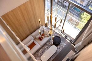 ให้เช่าคอนโดสุขุมวิท อโศก ทองหล่อ : Rental : Laviq Sukhumvit 57 , Duplex 2 Bed 2 Bath , 98 S.qm , 11-12 Floor