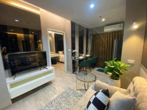 ขายคอนโดพระราม 9 เพชรบุรีตัดใหม่ RCA : N8081223 ขาย/For Sale Condo  Plum Condo Ramkhamhaeng Station (พลัม คอนโด รามคำแหง สเตชั่น) 1นอน 27ตร.ม ชั้น18 ห้องสวย เฟอร์ครบ พร้อมอยู่