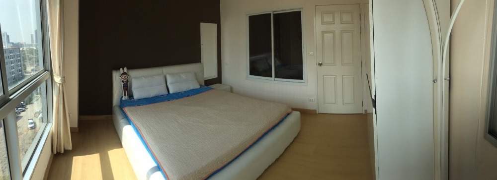 For RentCondoThaphra, Talat Phlu, Wutthakat : For rent, new room, Ideo Sathorn Thapra (Ideo Sathorn Thapra), next to BTS Pho Nimit, 300 meters, with furniture, 7,000 baht, size 22 sq m., studio, 1 bathroom, 4th floor, with bed, wardrobe, air conditioner, fitness center, swimming pool, 2 month deposit