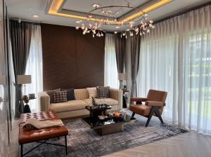 For SaleHouseLadkrabang, Suwannaphum Airport : Luxurious house, comfortable living ✨ The Signture @ Perfect Masterpiece Rama 9 – Krungthep Kreetha 137 sq m. Starting at 49 mb. Contact 095 426 4563 (Boss)