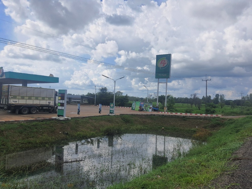 For SaleLandYasothon : PT gas station for sale with rental contract, receiving rent 420,000 baht/year, next to Road 202.