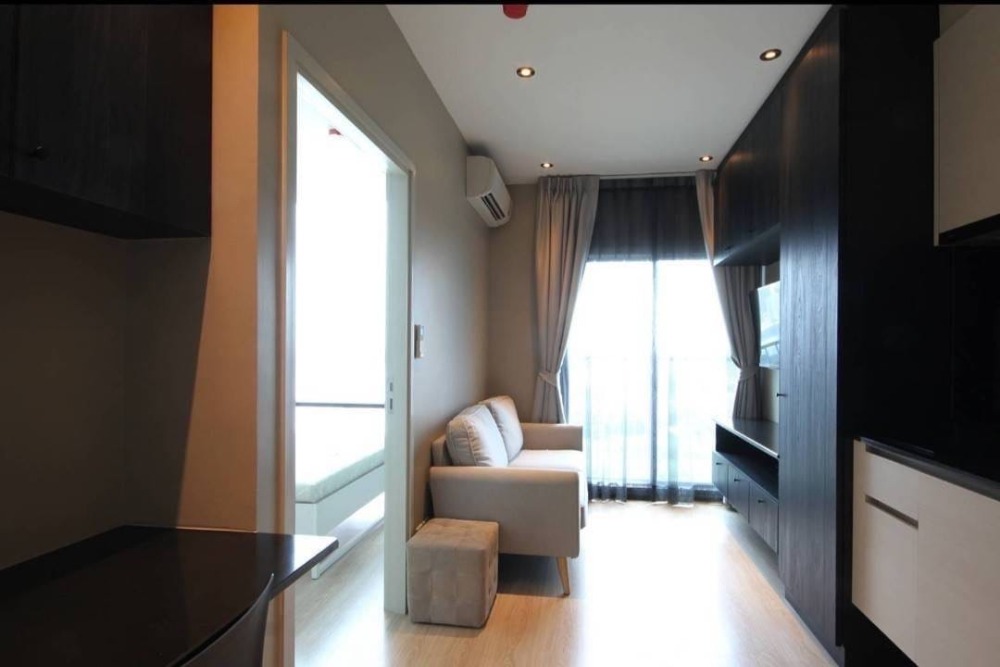 For RentCondoRatchadapisek, Huaikwang, Suttisan : +++ Urgent rent+++ Noble Revolve Ratchada** 1 bedroom 26 sq m.