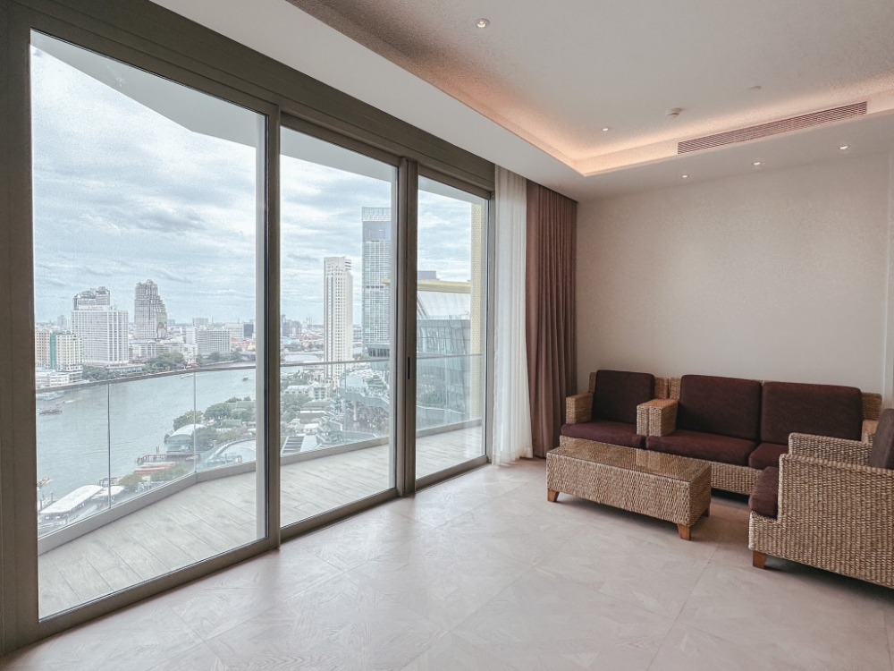 For SaleCondoWongwianyai, Charoennakor : The Residences at Mandarin Oriental ICONSIAM (เดอะ เรสสิเด้นซ์ แอท แมนดาริน โอเรนทอล) | 10+ Floor 2 bedrooms | Condominium located along the Chao Phraya River.