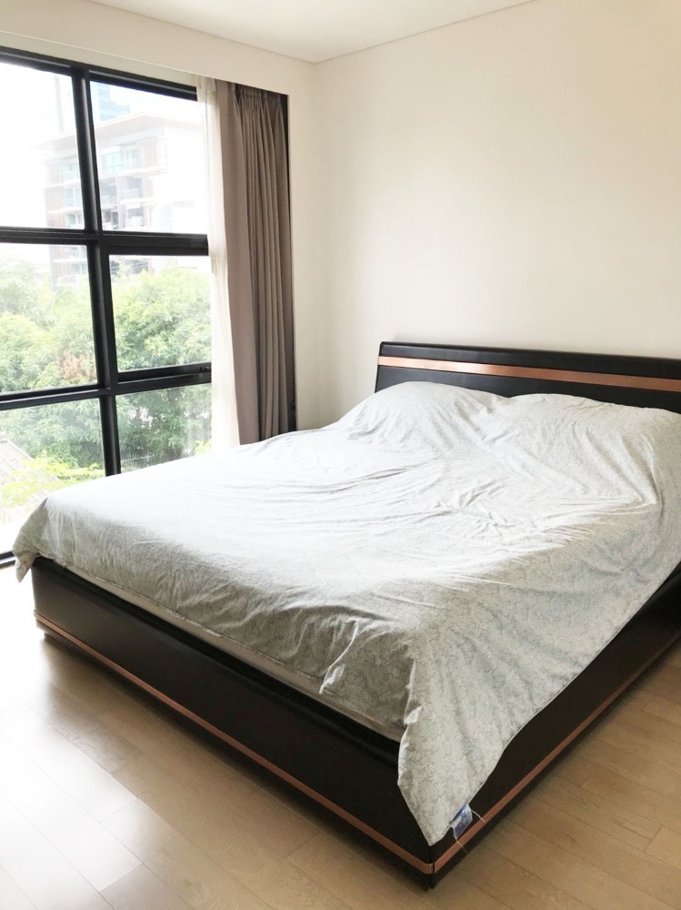ให้เช่าคอนโดสุขุมวิท อโศก ทองหล่อ : For Rent luxurious and functional 2 bedroom unit Mode (Sukhumvit 61)