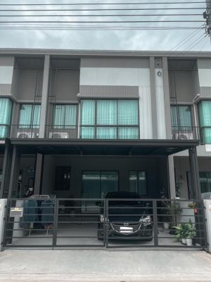For SaleTownhouseChaengwatana, Muangthong : 2-story townhome for sale, decorated and ready to move in. Grand Pleno Village, Ratchaphruek, entrance next to 10 lane road, Ratchaphruek Road.