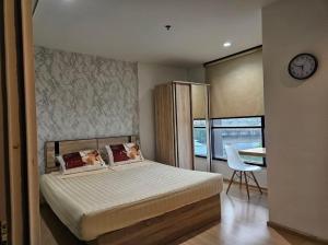 For RentCondoRama9, Petchburi, RCA : TB9R210 The Base Rama9 size 26 sqm. Floor 6, pool view 9,000 baht 099-251-6615