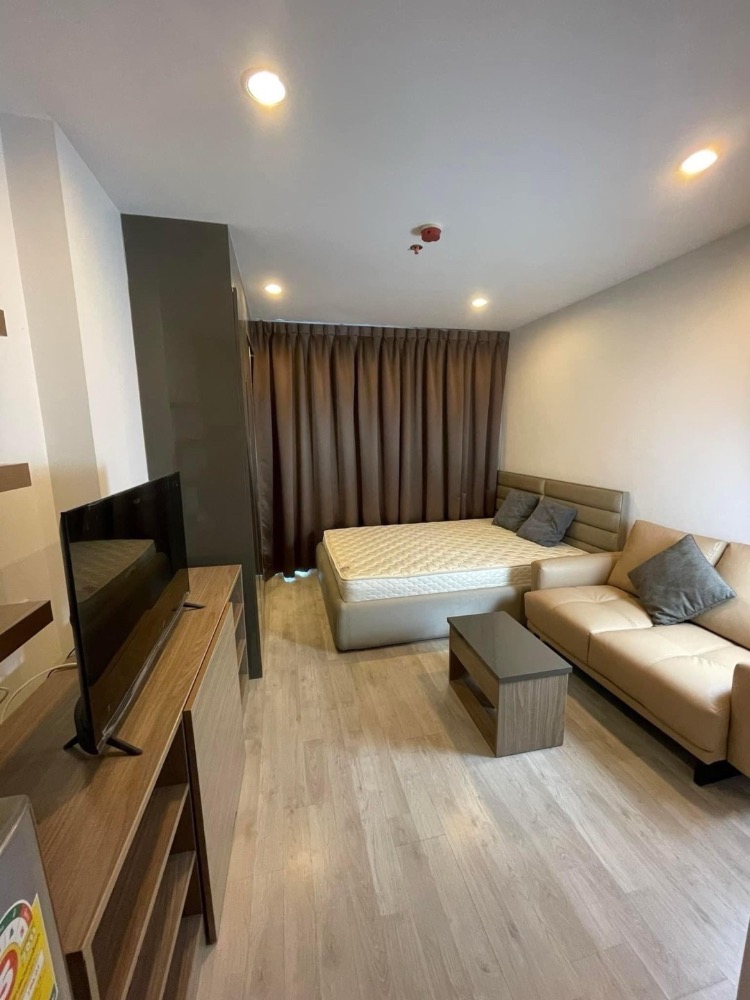 For RentCondoPinklao, Charansanitwong : For rent, ideo mobi Charan - Interchange, 22 sq m., fully furnished, 10,000 baht.