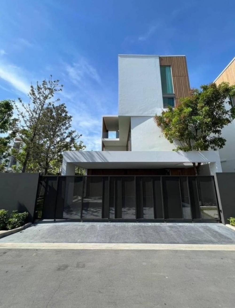 For RentHousePattanakan, Srinakarin : House for rent, 🏡VIVE Rama9 project in Saphan Sung, Bangkok 