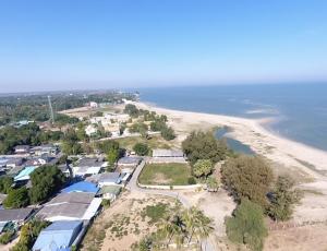For SaleLandCha-am Phetchaburi : Land for sale, 344 square wah, next to Cha-am sea, quiet private beach 🌊⛵️🏝️⛱️