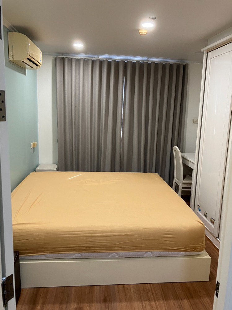 For SaleCondoNawamin, Ramindra : For sale: Lumpini Ville Ramintra-Lak Si, Building A, 11th floor, corner room, size 39 sq m, 1 bedroom, south balcony. Recently renovated