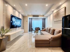 ให้เช่าคอนโดนานา : Trendy Condominium Sukhumvit 13 for rent 74sqm 2beds 2baths 60,000 per month
