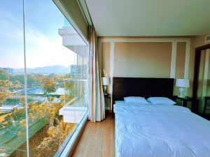 ขายคอนโดหัวหิน ประจวบคีรีขันธ์ : ขายคอนโด 2 ห้องนอน Amari Residences Hua Hin หน้าหน้าวิวทะเล ด้านหลังวิวภูเขา ทำเลดีใจกลางเมือง !