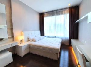 For SaleCondoRama9, Petchburi, RCA : Special price!!! Urgent sale, condo in the heart of the city, Q Asoke (Q Asoke), 1 bedroom, 1 bathroom, area 45 sq m., 21st floor, beautifully decorated, fully furnished, great value, good location, next to MRT Phetchaburi.