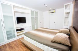 For RentCondoAri,Anusaowaree : For rent: CENTRIC SCENE Phahonyothin 9, 1 bedroom, 59 sqm., excellent condition, near BTS Ari.