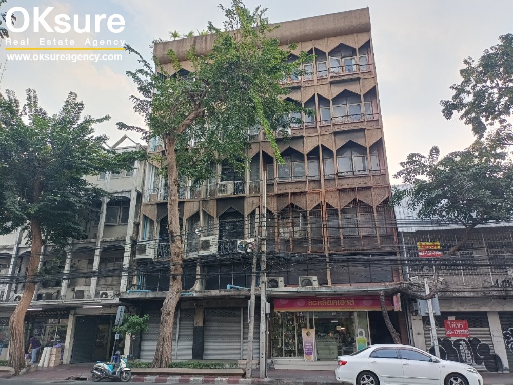 For SaleShophouseYaowarat, Banglamphu : commercial building at Lan Luang road