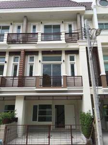 For RentTownhouseKaset Nawamin,Ladplakao : ⚡ For rent, 3-story townhome, Premium Place Ekamai - Ramintra, Sukonthasawat Road, size 20 sq m. ⚡