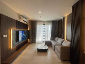 For SaleCondoWitthayu, Chidlom, Langsuan, Ploenchit : Condo for sale: Life One Wireless (Life One Wireless), new luxury condo, beautifully decorated, ready to move in, next to Wireless Road, near Central Embassy and BTS Ploenchit.