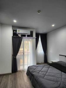 For SaleCondoRatchadapisek, Huaikwang, Suttisan : YS2754 Klangkrung Resort Ratchada 7 Condo For SALE