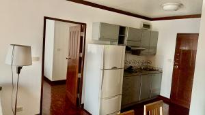 For RentCondoAri,Anusaowaree : ❤️❤️ For rent Adamas condo, Floor 7, balcony facing NE, 65.25 sqm 1 bathroom 2 toilets rooms Rental baht20,000. Tel line 0859114585.