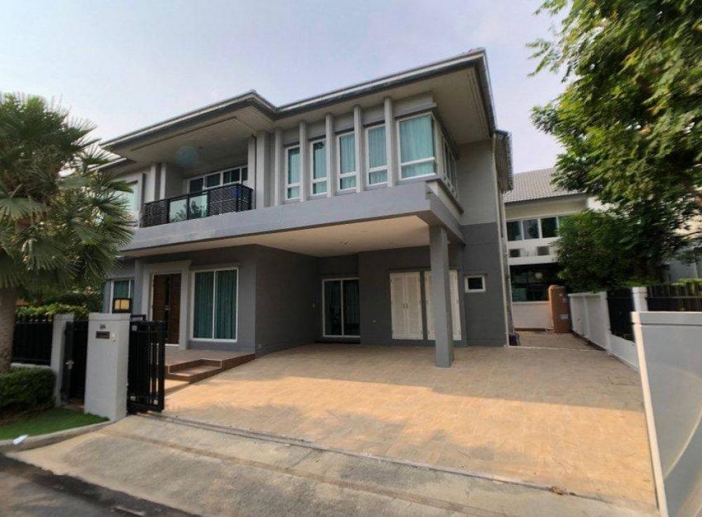 For RentHousePattanakan, Srinakarin : ⭐️✨️✨️2-story detached house for rent, Grand Bangkok Boulevard Rama 9-Srinakarin project, near Airport Link Hua Mak.