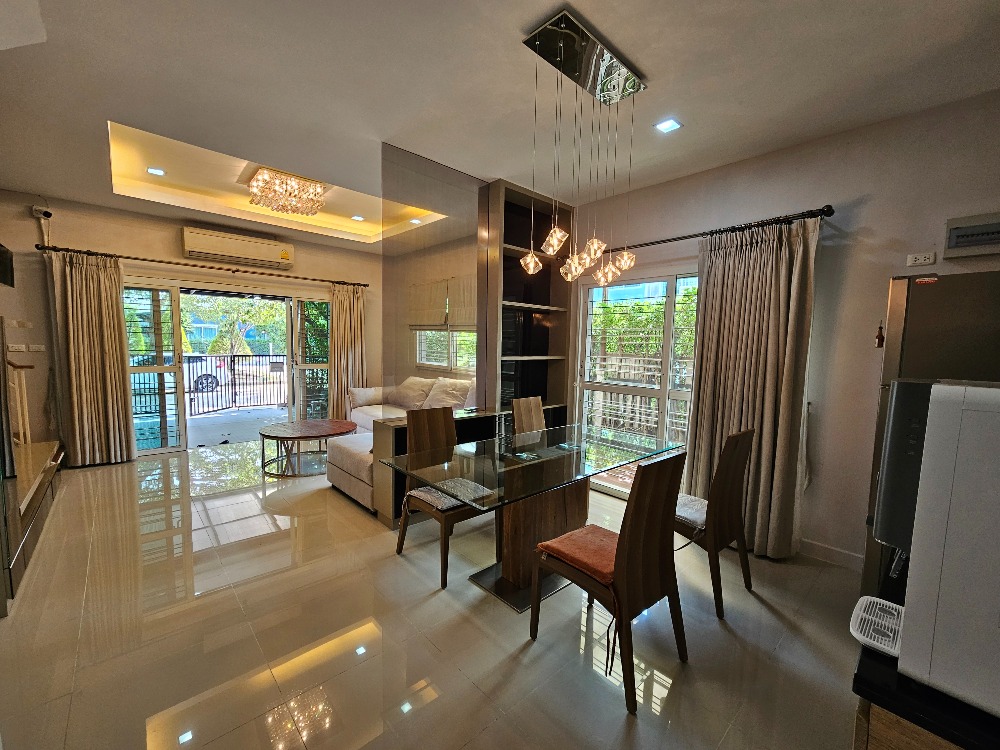 For SaleTownhouseRama5, Ratchapruek, Bangkruai : Hot Price Townhome for sale, most beautiful plot, corner, garden front, beautiful built-ins throughout. Complete electrical appliances, ready to move in
