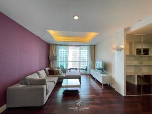 For RentCondoSathorn, Narathiwat : Good price, 2 Beds 2 Baths with an unblocked view at balcony, ready to move in, Sky Villa Sathorn near BTS St Louis in Ascott Sathorn hotel