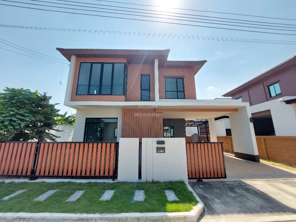 For SaleHouseMin Buri, Romklao : The Ricco Residence Wongwaen - Chatuchot, Thai Raman Road, corner detached house for sale, near Chatuchot Expressway.