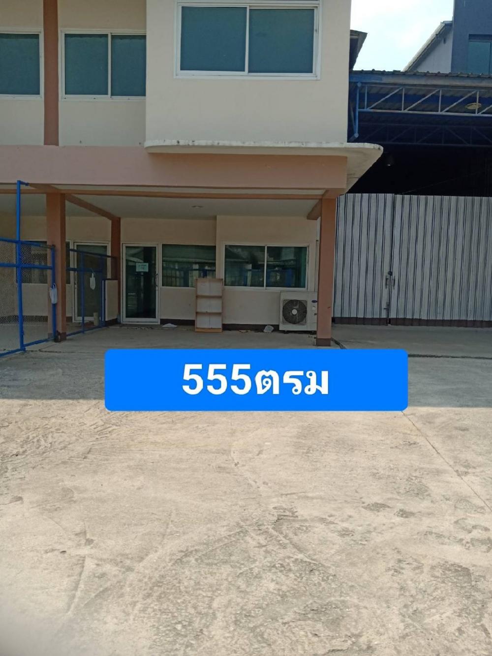 For RentWarehouseYothinpattana,CDC : Warehouse for rent 250-555 Soi Yothin Phatthana 3 Ramindra-At Narong Rd., Khlong Chan Subdistrict, Bang Kapi District, Bangkok 10240