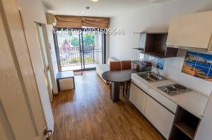 For SaleCondoKaset Nawamin,Ladplakao : Condo for sale, Baan Navatara Kaset-Nawamin, 1 bedroom, 33 sq m., fully furnished, ready to move in, condo near Central Eastville, resort style, price over a million baht.