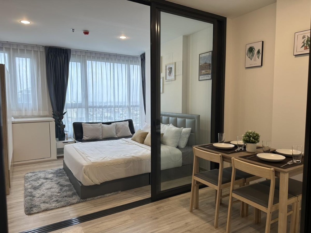 For RentCondoRatchadapisek, Huaikwang, Suttisan : 💥🎉Hot deal XT Huai Khwang [XT Huaikhwang] beautiful room, good price, convenient travel, fully furnished. Ready to move in immediately. You can make an appointment to see the room.