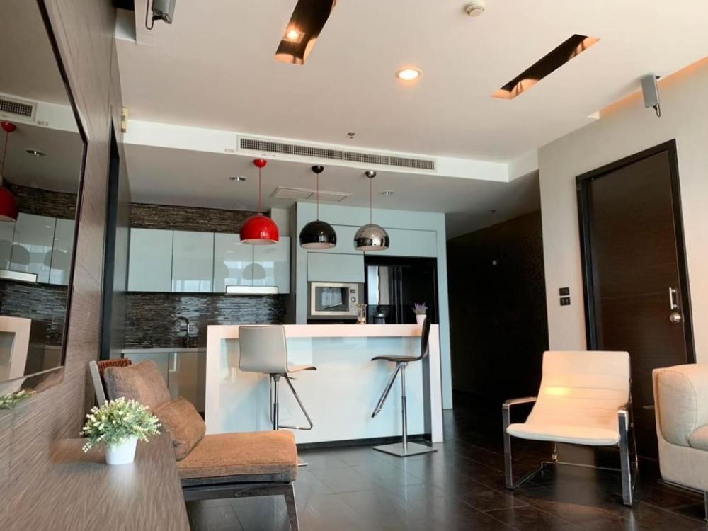 For RentCondoSukhumvit, Asoke, Thonglor : For rent: Noble Remix. Property code #KK266. If interested, contact @condo19 (with @ as well). Want to ask for details and see more pictures. Please contact and inquire.