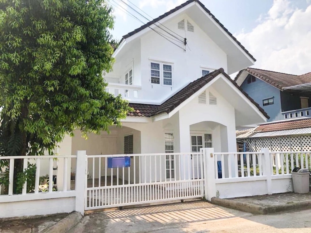 For SaleHouseChiang Mai : Single house, completely renovated. Near the city  “Kwan Viang, San Phak Wan Zone, Hang Dong District“ Next to Ring Road 3