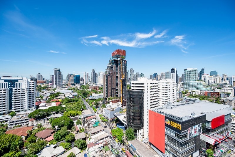 For SaleCondoSukhumvit, Asoke, Thonglor : Pet-friendly condo in the heart of Thonglor, Penthouse room has only one room, very rare. Good location, Thonglor Soi 10✨M Thonglor 10✨3 bedrooms, 3 bathrooms, size 166.38 sq m, near BTS Thonglor Tel.0627852056