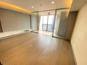 For SaleCondoKhlongtoei, Kluaynamthai : 1 Bedrooms Plus view of the Chao Phraya River curve. In the heart of the city at the best price Siamese Exclusive Queens