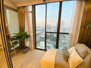 For SaleCondoKhlongtoei, Kluaynamthai : Own a luxury condo in the best location in the CBD area on the 29th floor at Siamese Exclusive Queens.