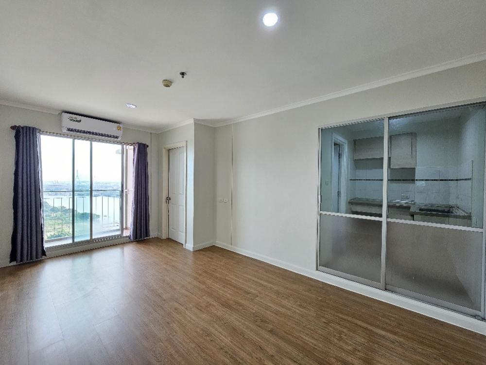 For SaleCondoRama3 (Riverside),Satupadit : Urgent sale, cheap and worth it!!! Beautiful room, good position, very good view, newly renovated Lumpini Park Riverside-Rama 3 (Sathu Tha Nam), size 1 bedroom, area 33 sq m, selling for only 2.55 baht + transfer fee 0.5%, direct room. The cover is ready.