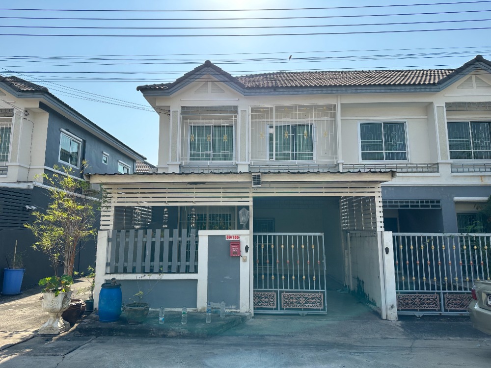 For SaleTownhouseRama 2, Bang Khun Thian : R031-15 2-story townhouse for sale. Sinthawee Village, Thian Talay 2, area 22.5 sq m, 3 bedrooms, 2 bathrooms, built-in kitchen.