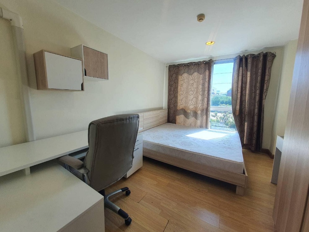 For SaleCondoOnnut, Udomsuk : Cheapest sale in the building The Link Advance S50, near BTS On Nut, room size 41.2 sq m, 5th floor, 1 bedroom, 1 bathroom, wide living room. Next to the main road, beautiful room, good price.
