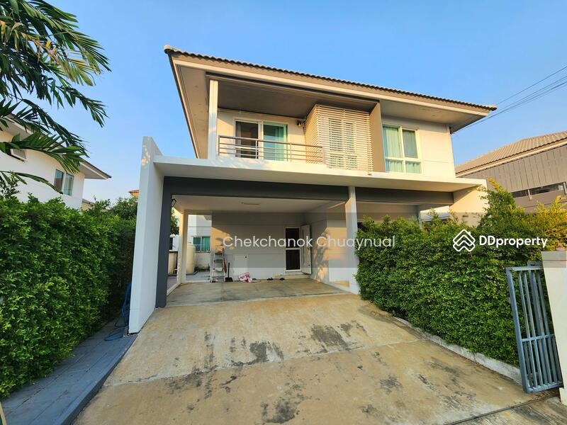 For SaleHouseSamut Prakan,Samrong : Very beautiful detached house for sale, Chollada Suvarnabhumi Village, 4 bedrooms, 3 bathrooms, beautiful build, ready to move in, 4.99 million baht.