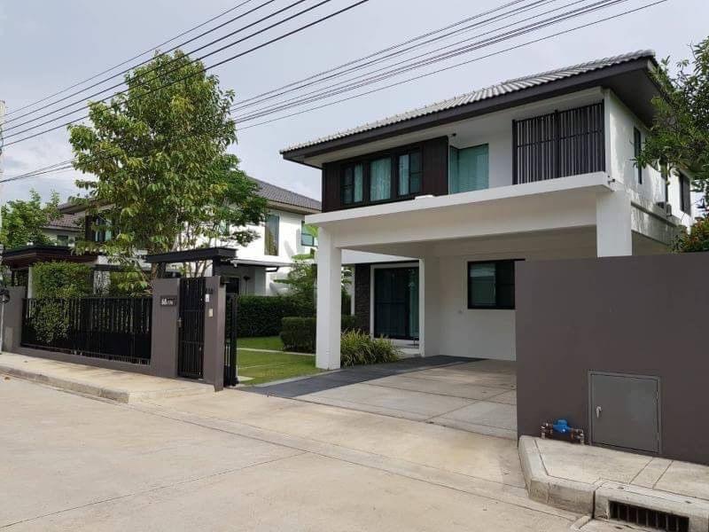 For RentHouseBangna, Bearing, Lasalle : For Rent Detached House 4 Bed Mantana Bangna Fully Furnished Ready to move in, Near Mega Bangna