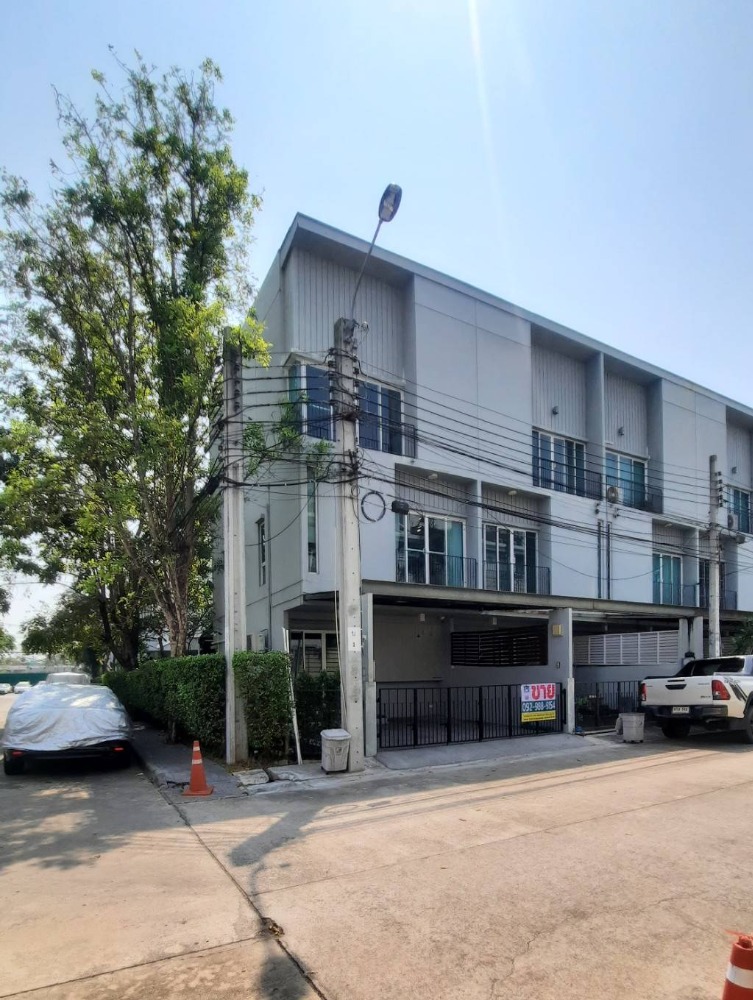 For SaleTownhouseRama 2, Bang Khun Thian : Townhome for sale, 3 floors, Patio Rama 2, Soi Wat Yai Rom, area 26.3 sq m., back edge, decorated, ready to move in immediately.