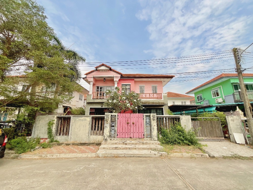 For SaleHousePathum Thani,Rangsit, Thammasat : Single house for sale, Burirom, Main Road, best price in the Rangsit, Lam Luk Ka, Khlong 4 project.