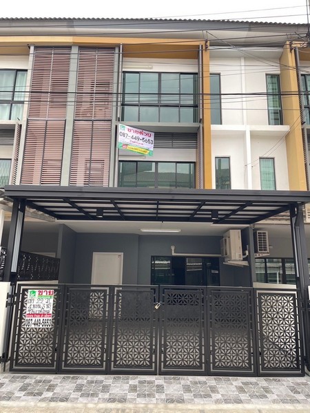 For SaleTownhouseRattanathibet, Sanambinna : 3-story townhome for sale, completely renovated, The Neckup 3 Rattanathibet, size 22 sq m, 4 bedrooms, 3 bathrooms, house facing north, not hot.