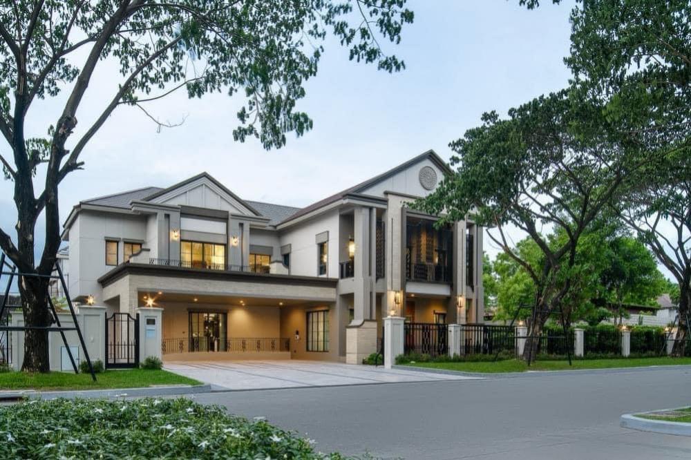 ขายบ้านบางแค เพชรเกษม : ขาย คฤหาสน์สุดหรู/ Luxury House For Sale (Sale Show Unit) Project : Granada Pinklao-Phetkasem Special price 99,000,000 MB.