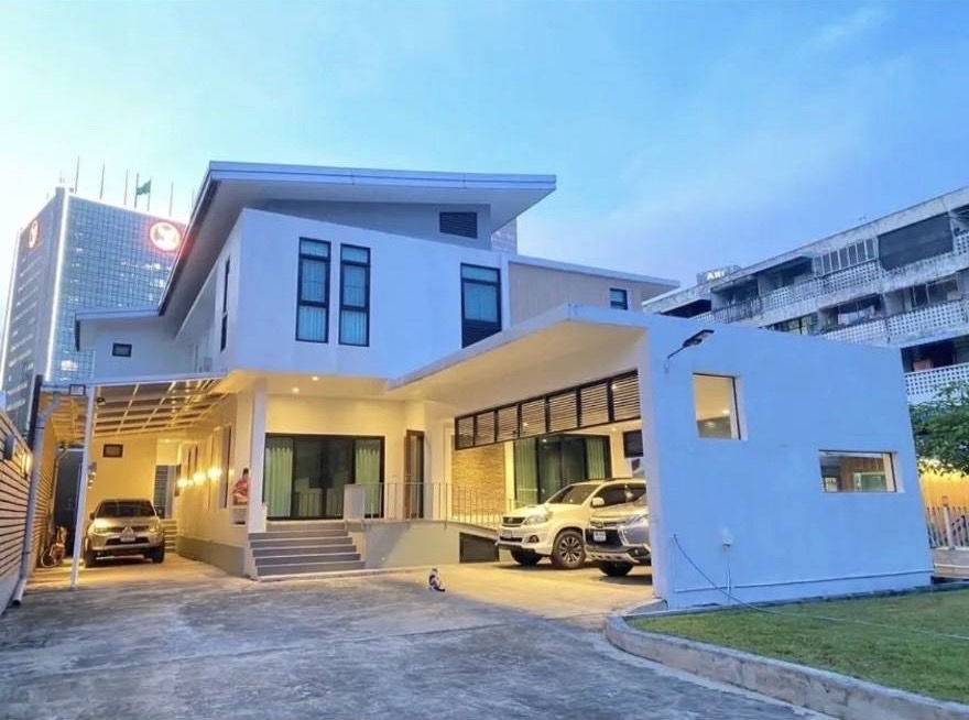 For SaleHouseAri,Anusaowaree : Single house with land / new house just built / near BTS Ari
