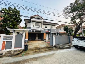 For RentHouseNonthaburi, Bang Yai, Bangbuathong : 2-story detached house with furniture, beautifully decorated, for rent in Nonthaburi-Sai Ma area, near BTS Sai Ma, only 2.5 km.