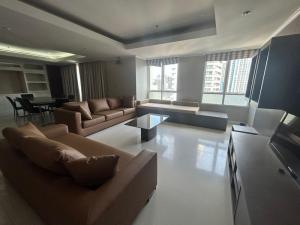 For SaleCondoNana, North Nana,Sukhumvit13, Soi Nana : Condo for Sale 3 bedrooms 231 sqm., high floor @ Sukhumvit 11