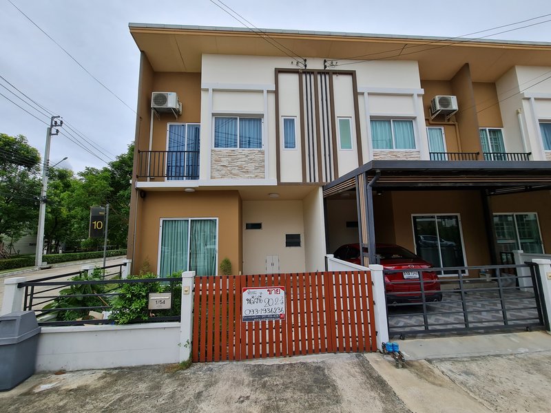 For SaleTownhouseNonthaburi, Bang Yai, Bangbuathong : Townhome for sale, Grand Pleno Rattanathibet, corner house, near the Purple Line, Bang Phlu Station, Bang Len Subdistrict, Bang Yai District, Nonthaburi.